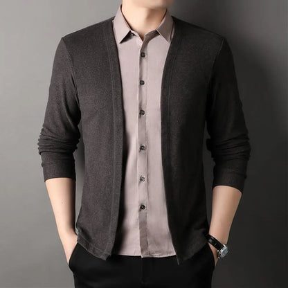 Men’s Cardigan with Traditional Collar – Casual and Sophisticated Style